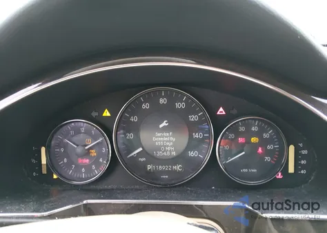 2008 Mercedes-Benz Cls 550 z USA, uszkodzony, nr VIN WDDDJ72X28A124932